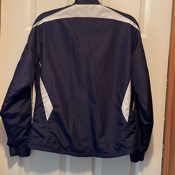 Under Armour jacket, women’s size med - Picture 8 of 10